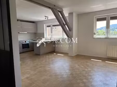 3%.com - appartement avec terrasse.