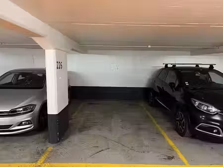 vente parking 12 m² à paris 16ème (75016)  73 500 €