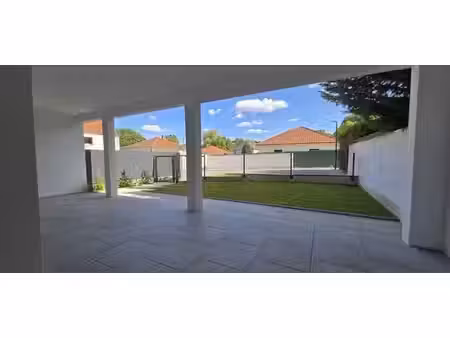 appartement de luxe 2 chambres en vente à cocheren  grand est