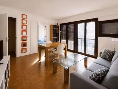 paris 20e grand 2 pièces 45.81m2