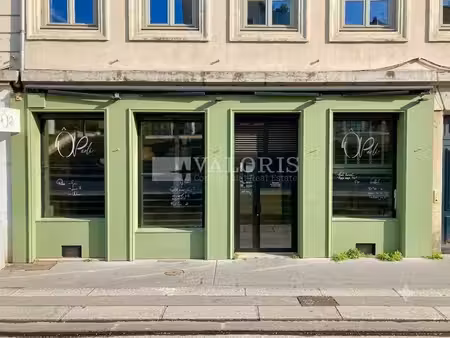 vente commerce 167m²