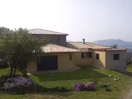 bastelicaccia –maison familiale de 310 m² avec terrain de 1700m²