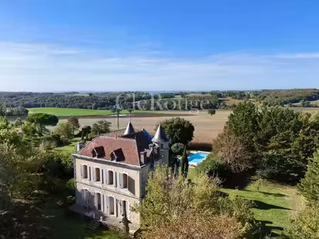 château seyches - 5 chambres - 288m²