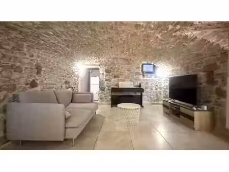 magnifique maison de village en pierres apparentes à laudun l'ardoise