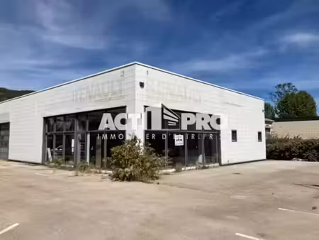 vente local commercial 450m2 amélie-les-bains-palalda 66110 - 530000 € - surface privée