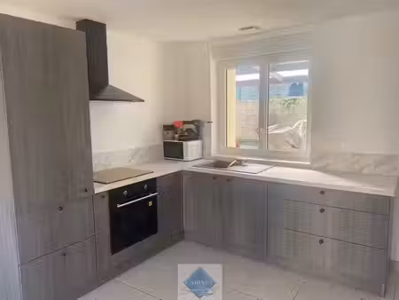 location maison 4 pièces 68.38 m² à béthencourt-sur-mer (80130)  800 €