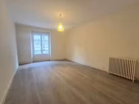 location appartement 4 pièces à angers centre (49000) : à louer 4 pièces / 101m² angers ce