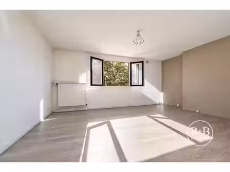 appartement les clayes sous bois 3 pièce(s) 56 m2