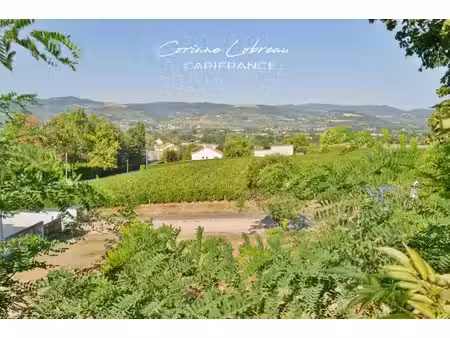 propriété d’exception avec piscine et vue remarquable sur les deux roches