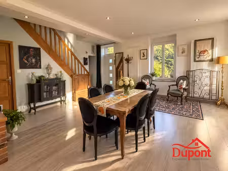 maison individuelle avec magnifique vue sur les collines de mont