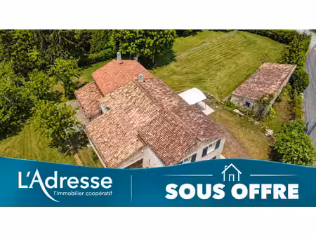 vente maison 6 pièces  200.00m²  vouillé