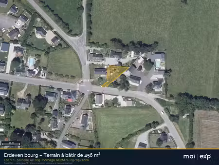 erdeven bourg : 456 m² borné  à bâtir  non viabilisé