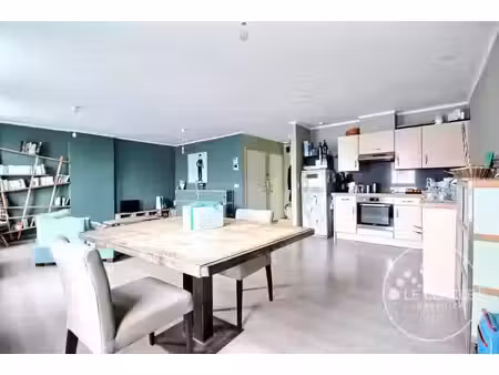 appartement à vendre à rue kéramis 17 la louvière (vbe70185)