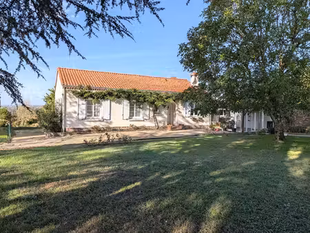 maison 4 chambres  140m²  bourg de la varenne  orée d'anjou (49270)