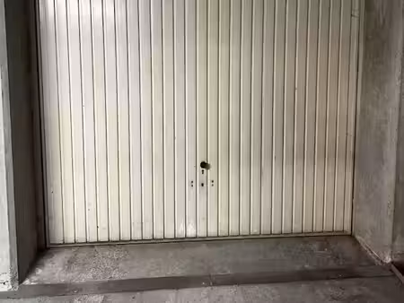 vente parking 14.98 m² à lyon 3ème (69003)  28 000 €