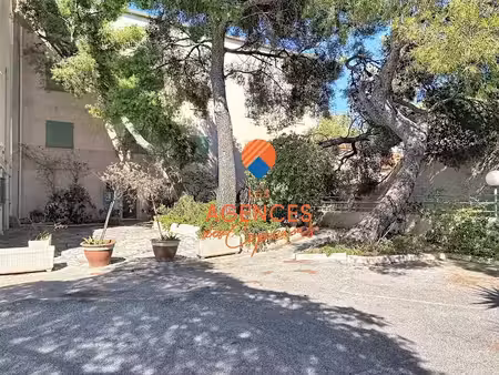 vente immeuble 32 pièces 894 m² à six-fours-les-plages (83140)  1 368 000 €