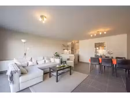 appartement te koop in zeebrugge met 2 slaapkamers