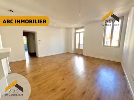 appartement refait à neuf - centre-ville d'orange