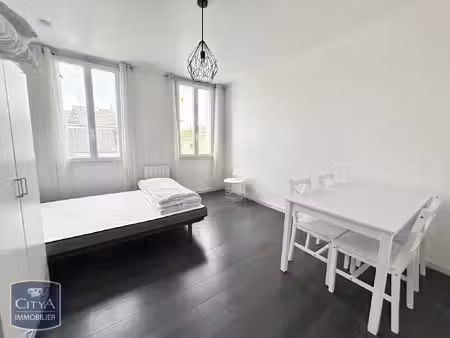 appartement à louer 1 pièce 25.63 m² - niort (79) - 410€
