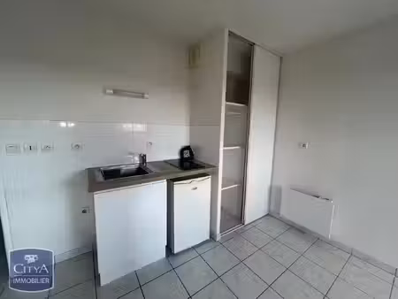 appartement à louer 1 pièce 26.64 m² - saint-quentin (02) - 390€