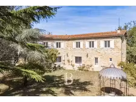 maison de luxe de 230 m2 en vente saint-antonin-noble-val  occitanie