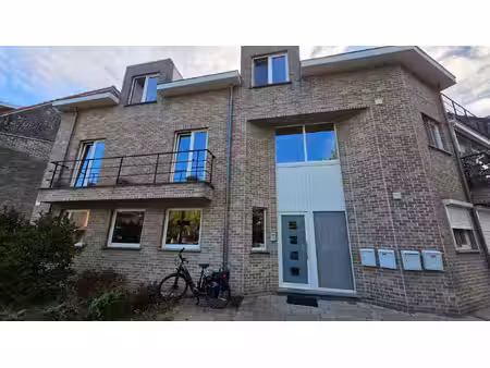 appartement te koop in ekeren met 2 slaapkamers