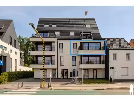 appartement te koop in stekene met 2 slaapkamers
