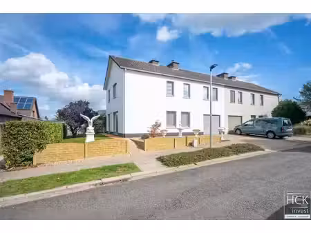huis te koop in kruishoutem met 4 slaapkamers