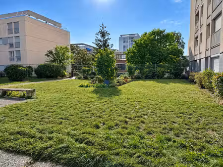 appartement t4 quartier fontaine d'ouche avec parking