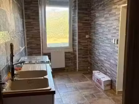 vente appartement 6 pièces 131 m² à bessèges (30160)  75 000 €