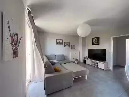 vente appartement 3 pièces 64.22 m² à montelimar (26200)  75 000 €