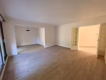 location appartement 2 pièces 72m² chinon 37500