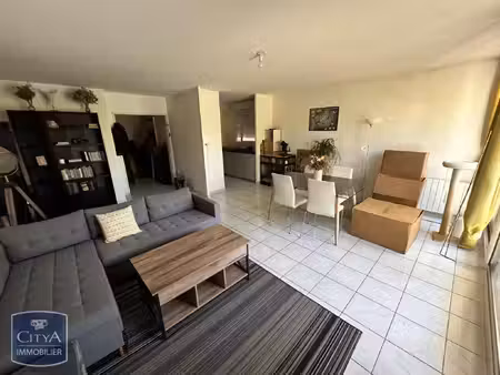 location appartement 3 pièces 74m² tours 37200
