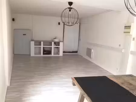 location local commercial 30m² st rambert d albon 26140