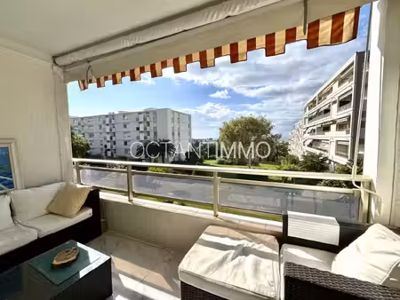 cagnes sur mer val fleuri - 2 p traversant rénové - 320.000 €