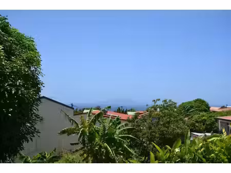 maison t4 à rénover avec vue mer.