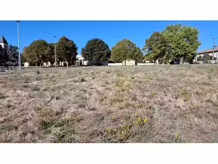 vente terrain 2000 m² à fontaines-d'ozillac (17500)  30 000 €