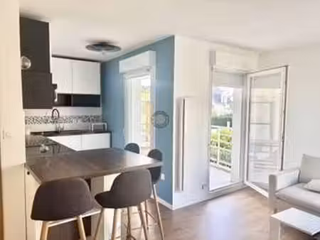 location appartement 3 pièces meublé à nantes (44000) : à louer 3 pièces meublé / 54m² nan