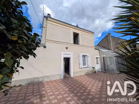maison de ville à trélazé (49800)