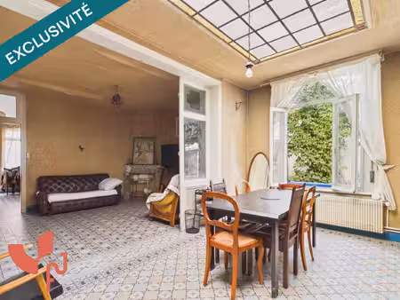 maison 5 pièces  garage de 45m2  extérieur