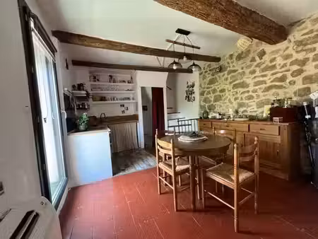 location maison 3 pièces 85 m² à villeveyrac (34560)  850 €