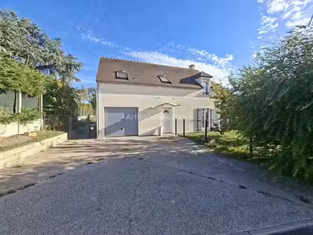 vente maison 6 pièces 117 m2 à marines