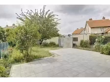 location maison 4 pièces 70.39 m² à argenteuil (95100)  1 390 €