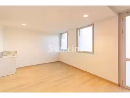location locaux professionnels 1 pièce 17 m² à sallenôves (74270)  534 €