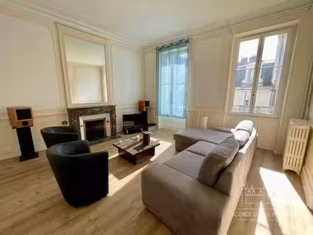 prestigieux immeuble de rapport en vente à nevers  bourgogne-franche-comté