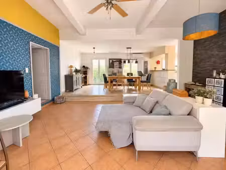vente maison 4 pièces 135 m² à villegailhenc (11600)  259 000 €