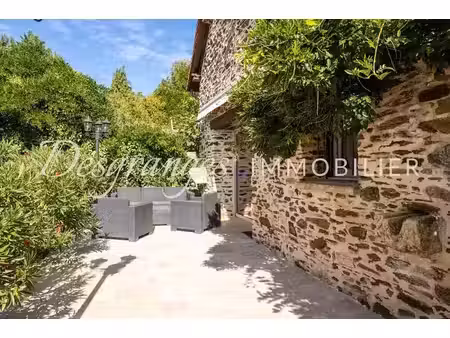vente maison 9 pièces 185 m² à sarlande (24270)  347 000 €