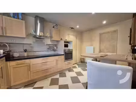 maison de village avec garage  terrasse et fort potentiel - venteuil proche d'epernay