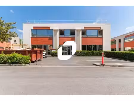 vente bureaux emerainville 77184 129m²