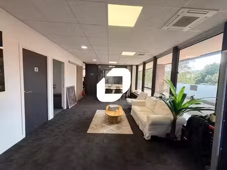 vente bureaux 250m²